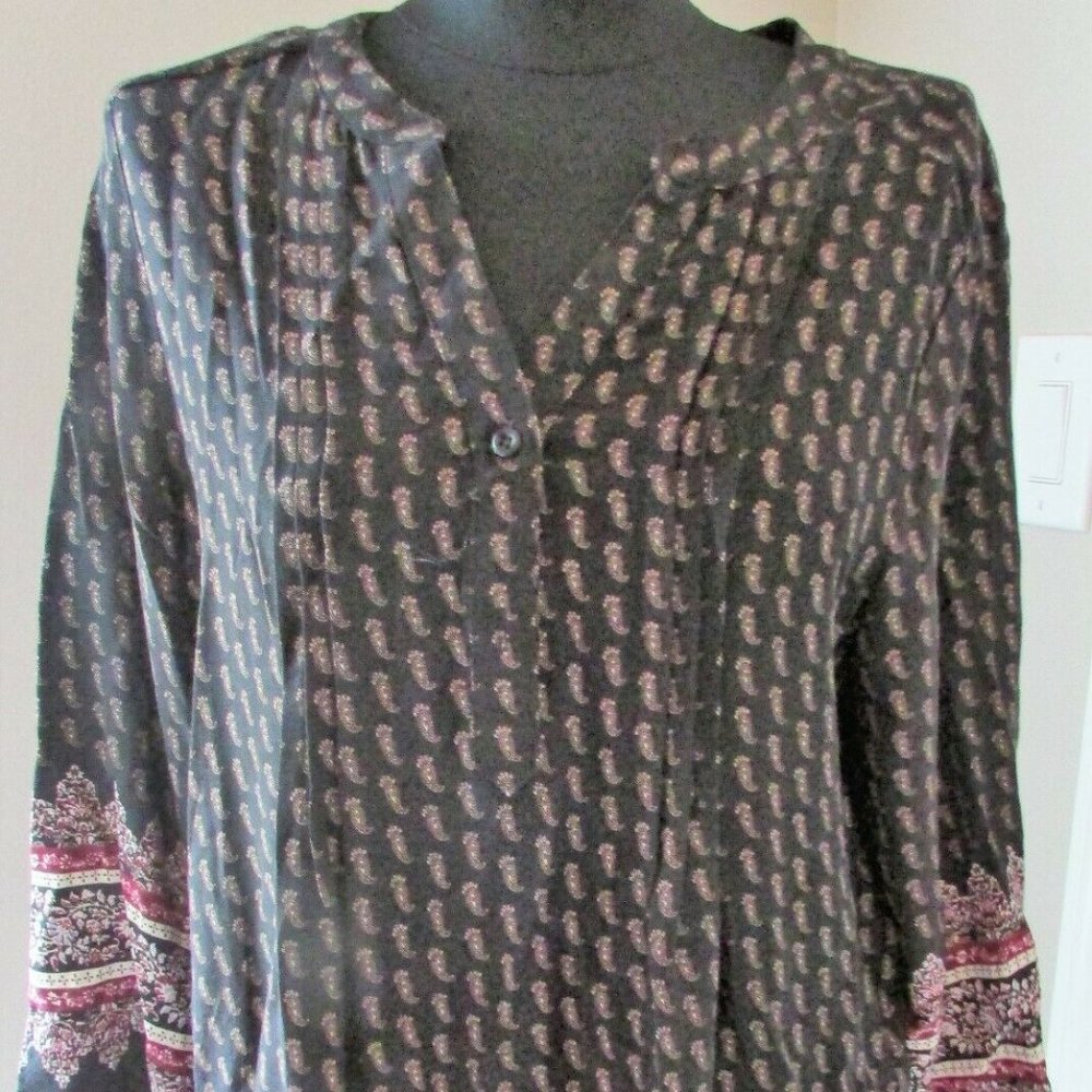 Fun 2 Fun Blouse Size M